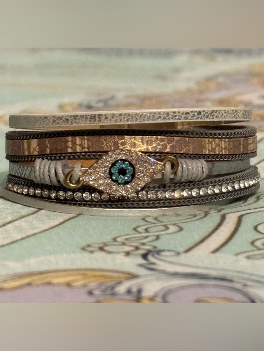 ⭐️EVIL EYE BLING BRACELET⭐️